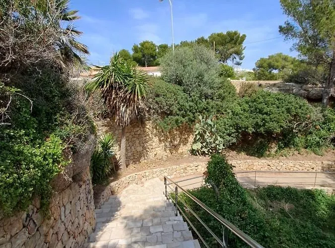 شقة Maella